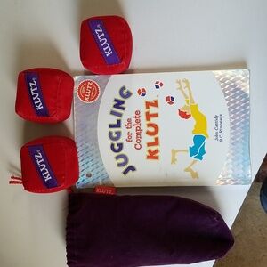 Klutz Juggling Set